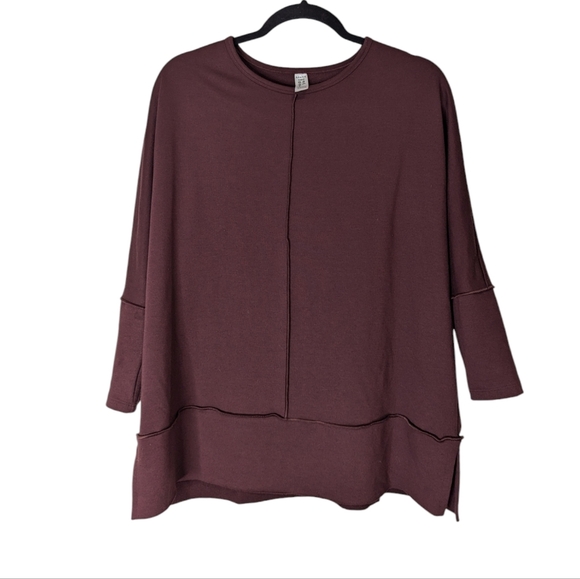 Spanx .Perfect Length Three-Quarter Dolman-Sleeve Top in Wine....Size Smalll - Picture 4 of 7